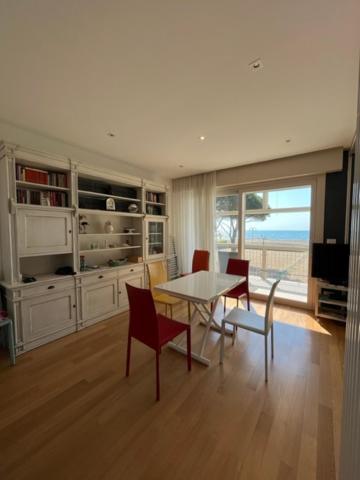 Appartamento Frontemare Da Michi E2 Lido di Jesolo Ngoại thất bức ảnh